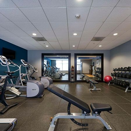 Hampton Inn & Suites Salinas Esterno foto