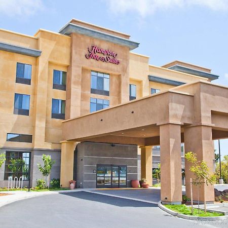 Hampton Inn & Suites Salinas Esterno foto