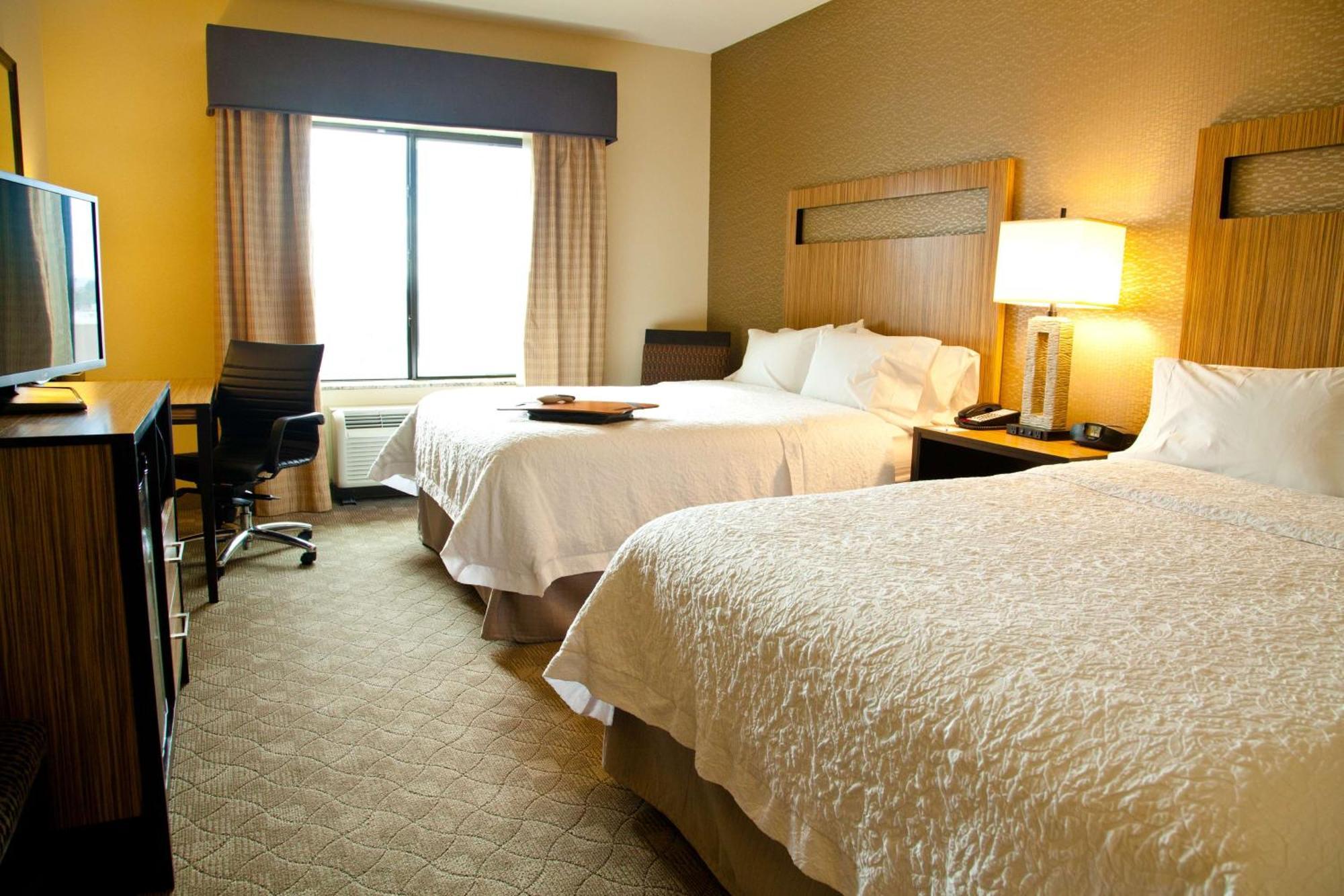 Hampton Inn & Suites Salinas Esterno foto
