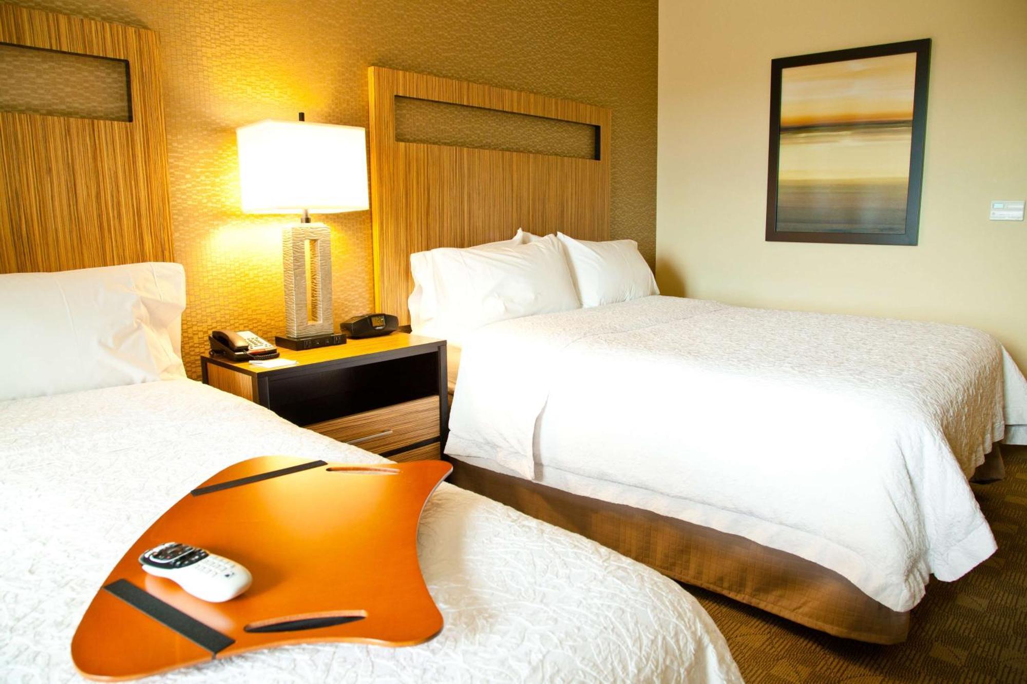 Hampton Inn & Suites Salinas Esterno foto