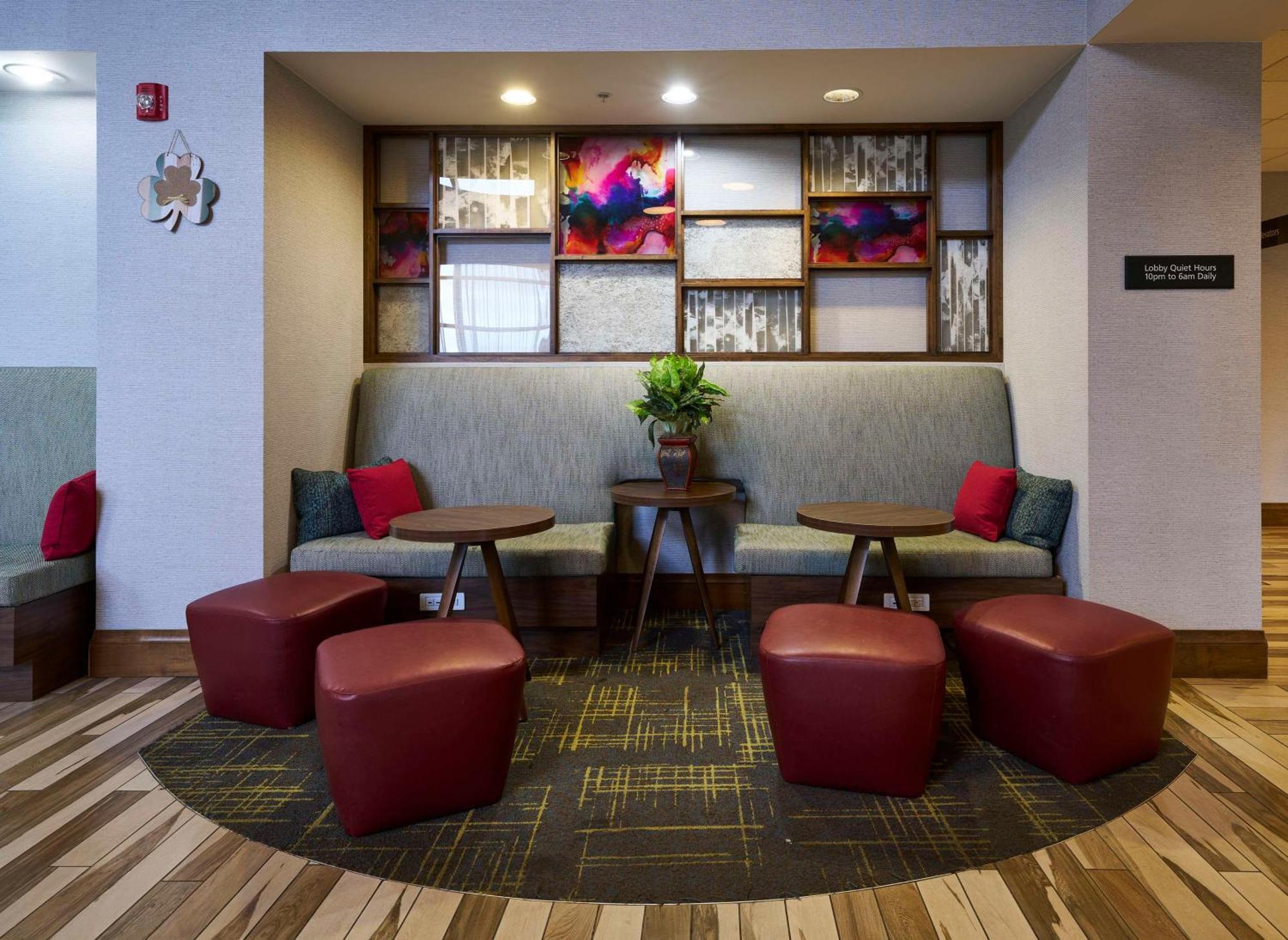 Hampton Inn & Suites Salinas Esterno foto
