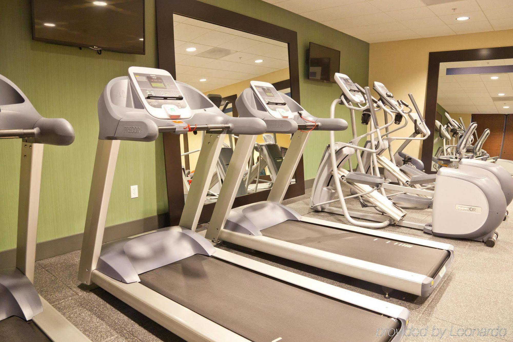 Hampton Inn & Suites Salinas Esterno foto